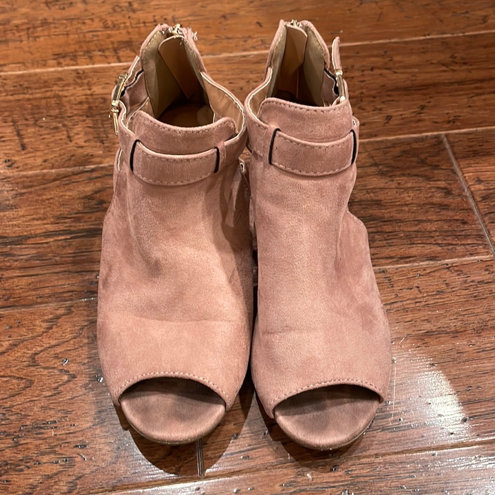 Women’s Top Moda pink suede shoes